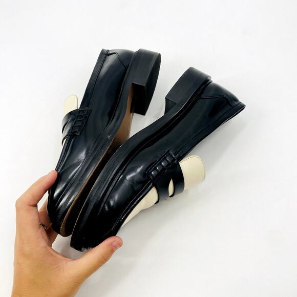 madewell black and white Oxford penny loafers - Picture 3 of 6